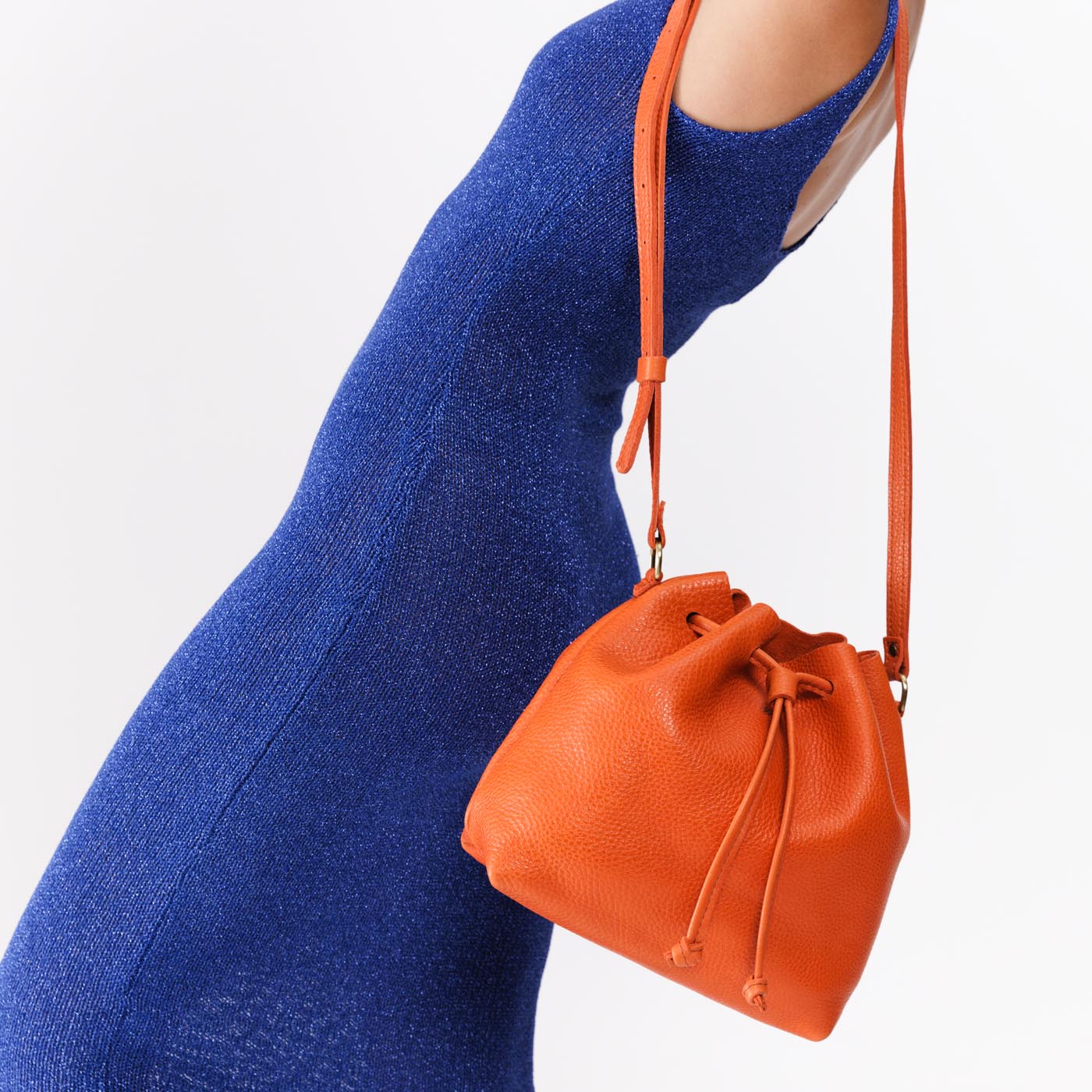 Cape Coral*Large | Slouchy crossbody bag with drawstring closure