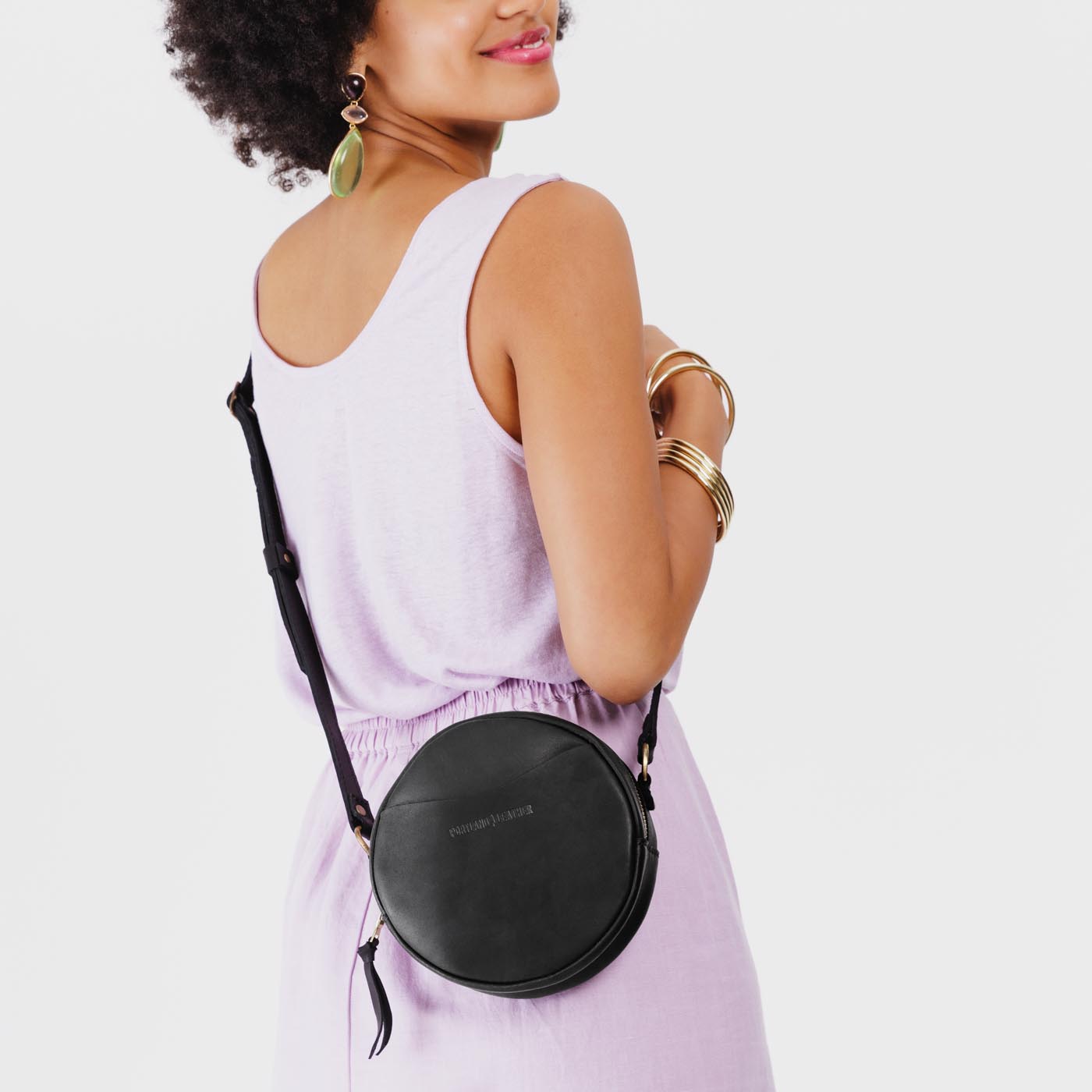 Black*Small | Circle shaped crossbody bag with top zipper