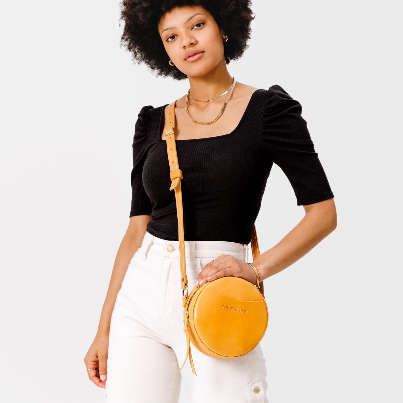 Sunflower*Small | Circle shaped crossbody bag with top zipper