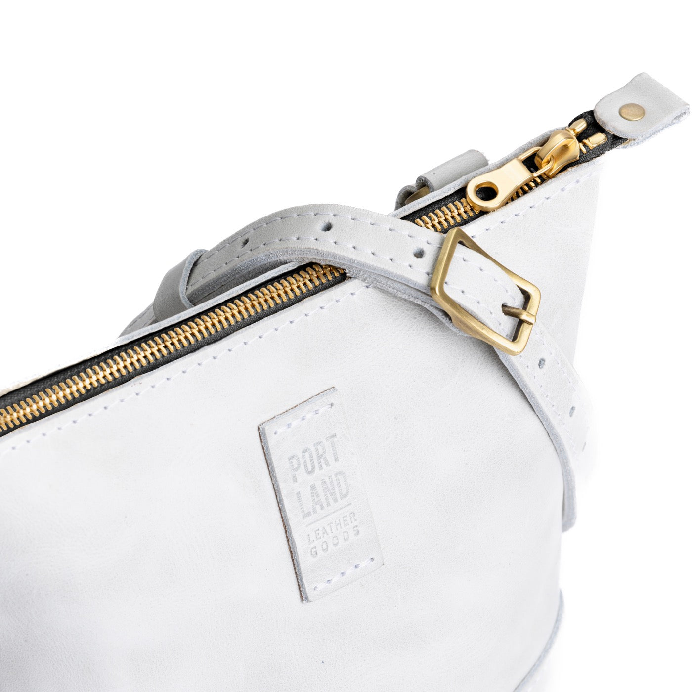 Beluga | Small rectangular crossbody purse with top zipper and interior pocket