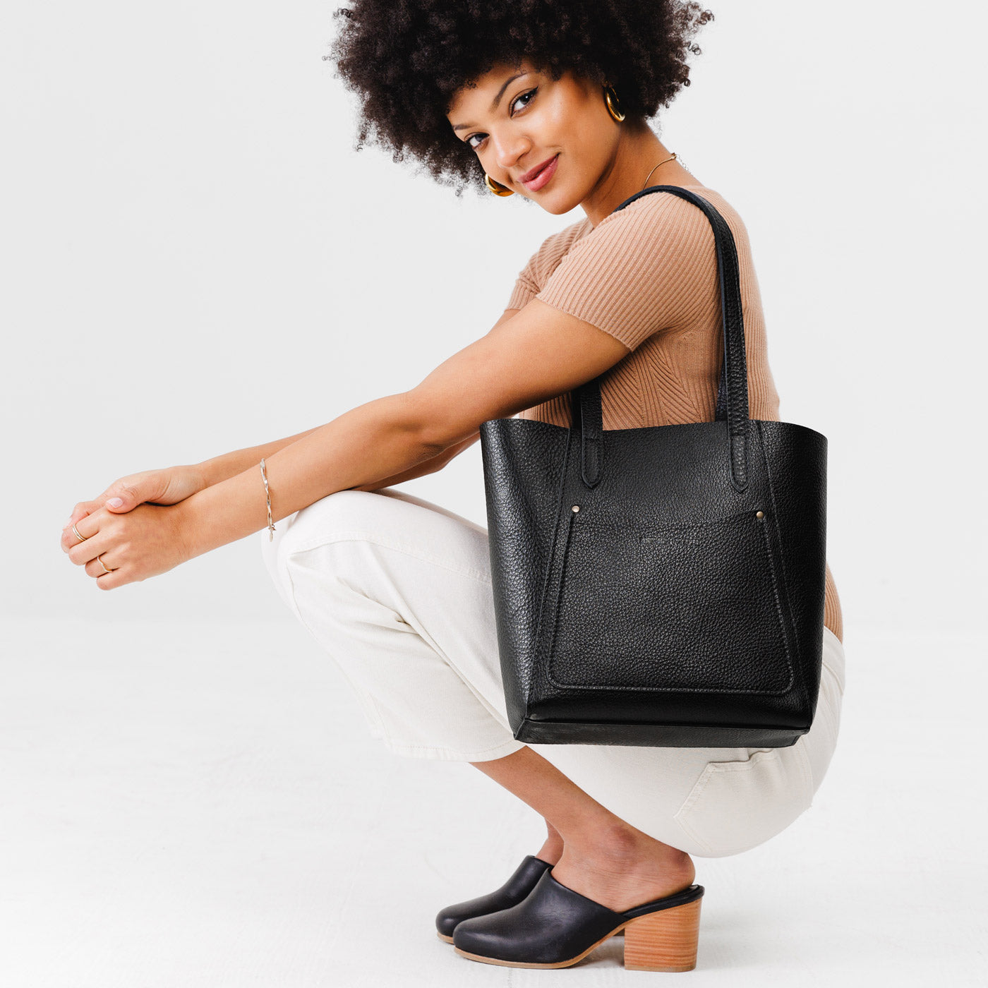 Pebbled--black*Large | Dual shoulder strap tote bag with an exterior pocket