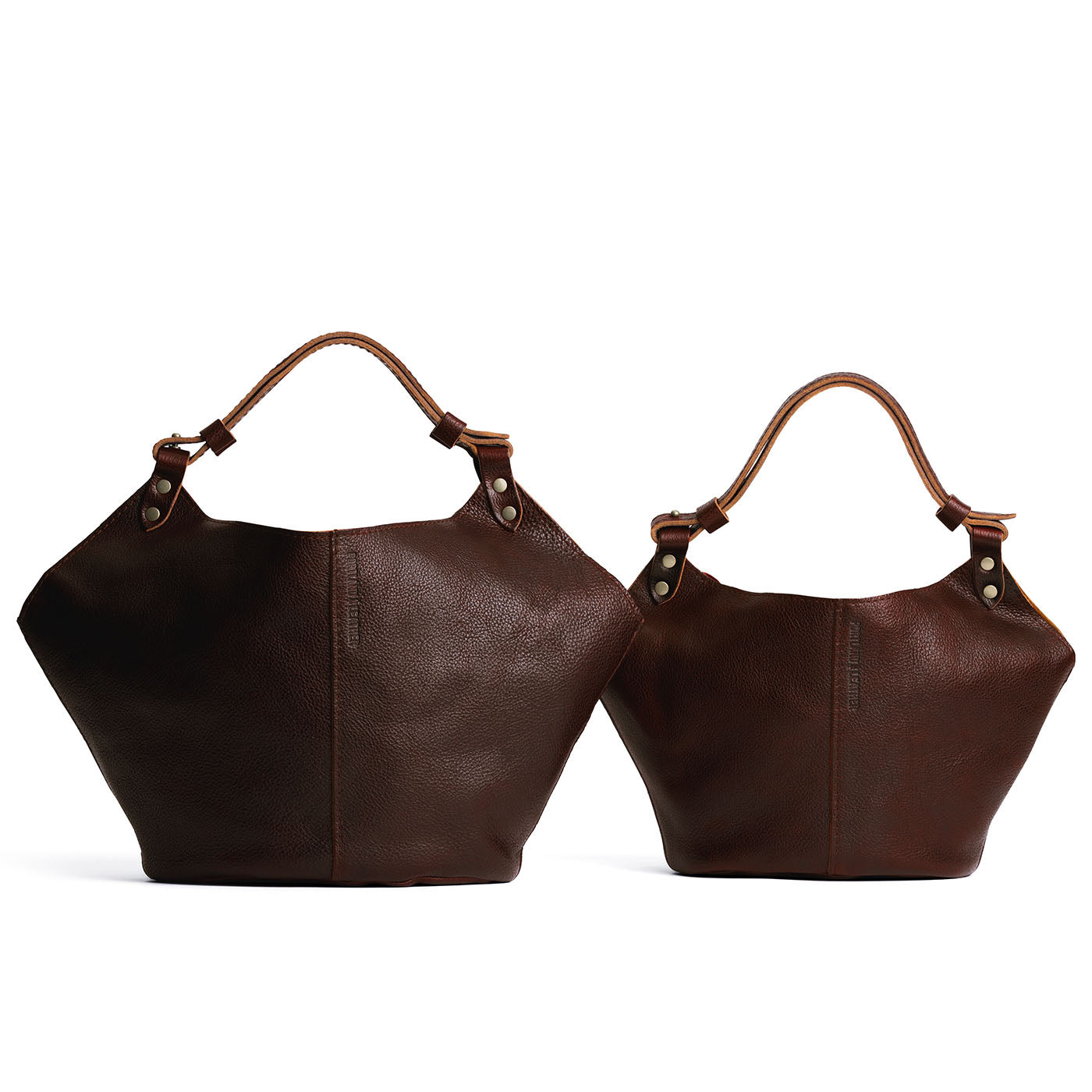 Coldbrew | Structured bucket shaped handbag with an adjustable shoulder strap