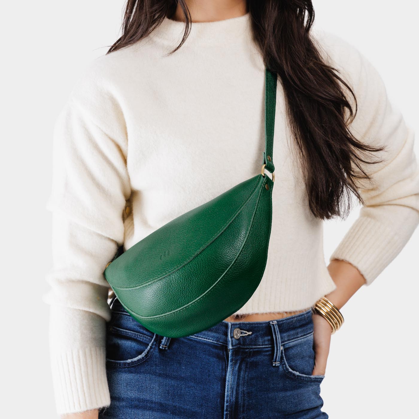 Bacalar*Medium | Half circle shaped sling bag