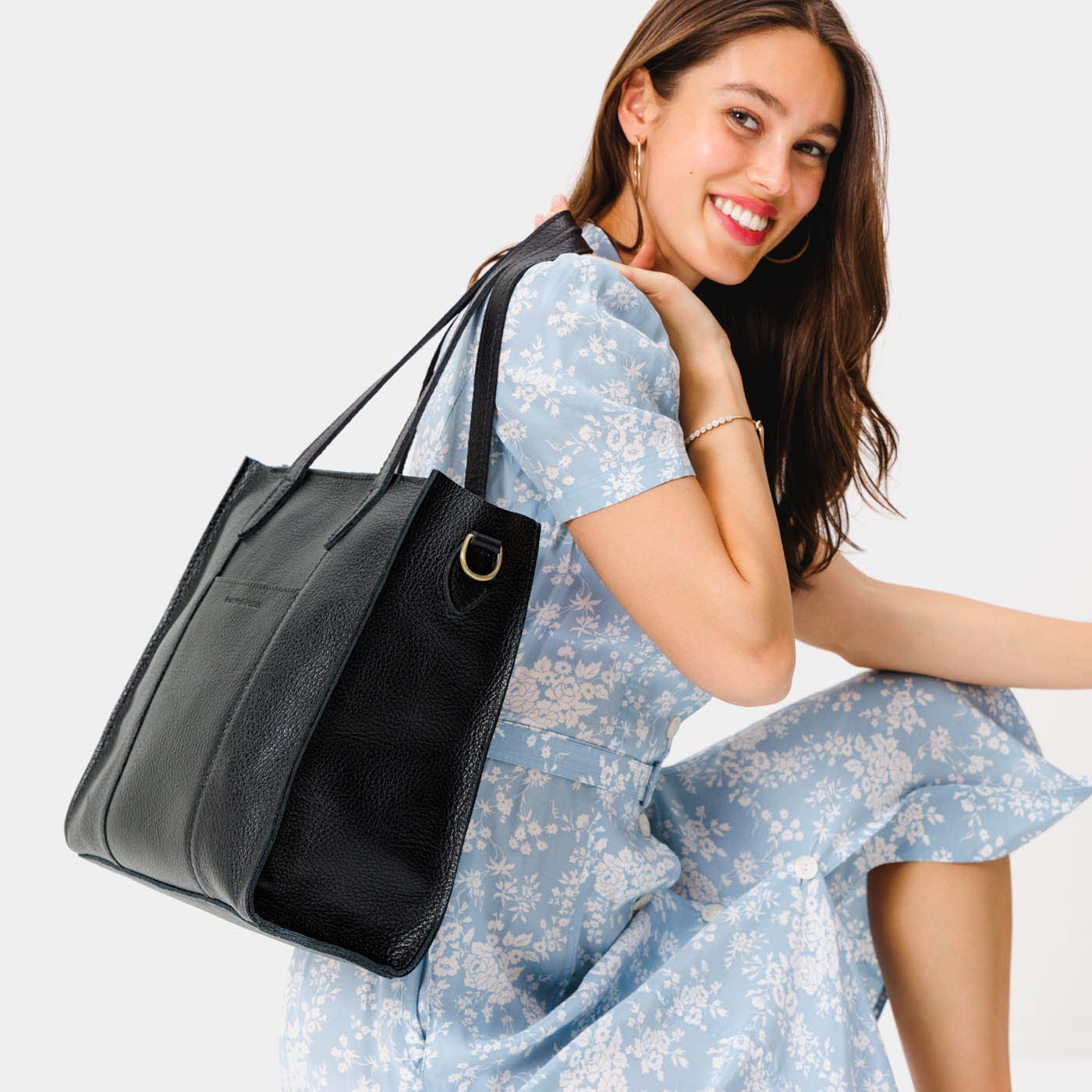  Pebbled--black North/South | Structured large tote bag with overlapping panels and crossbody strap