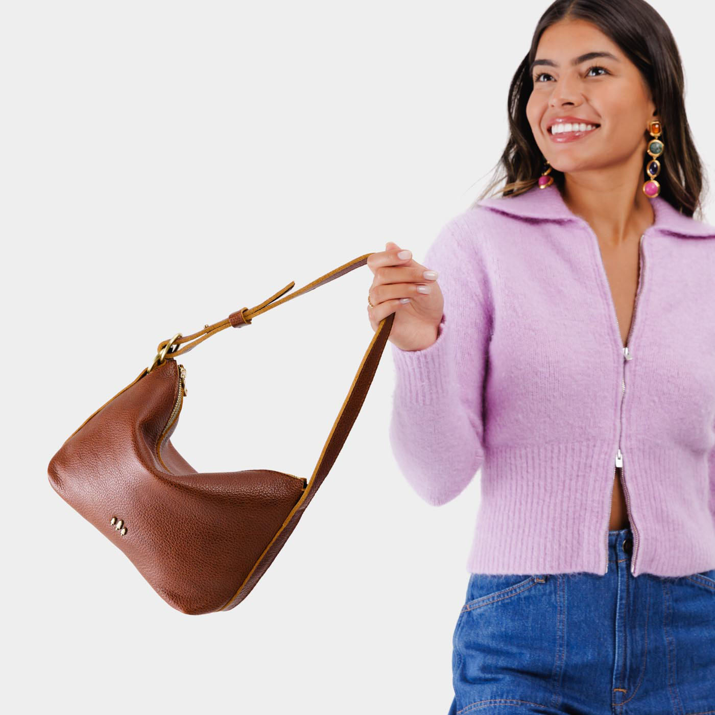 Nutmeg Small | Petite slouchy leather shoulder bag with zipper opening and three metal tree emblems