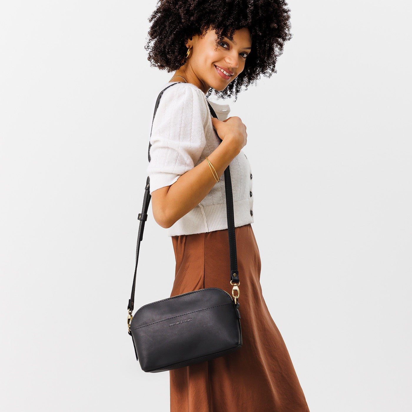 Black*Classic | Dome shaped crossbody purse with front and back pockets