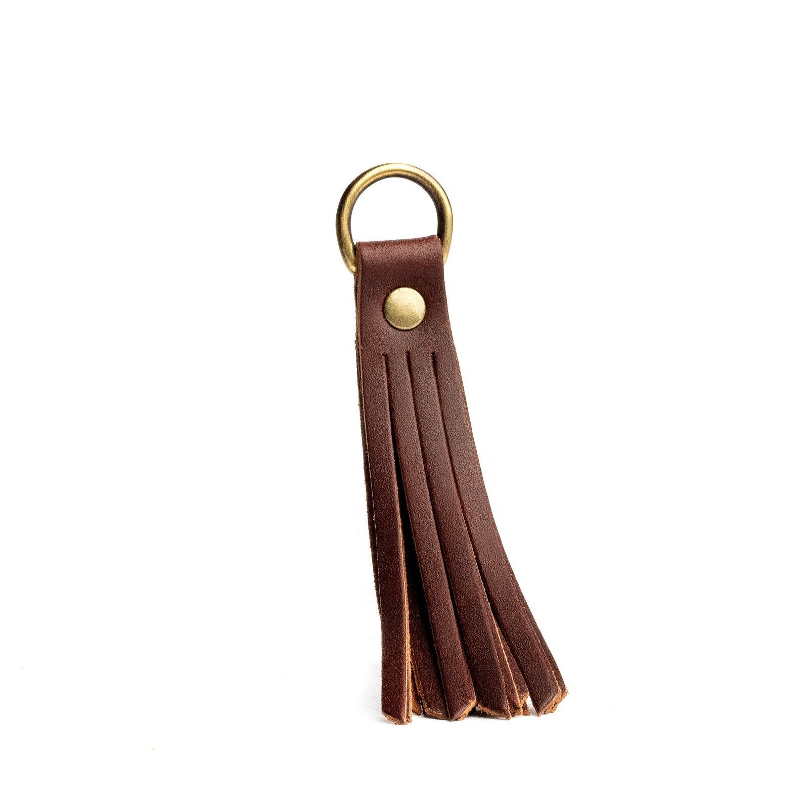 Cognac*Large | slim leather tassel with brass ring